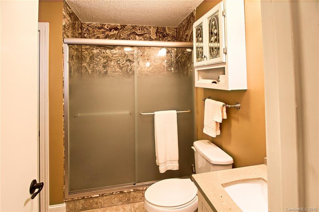 3860 Haywood Road - Photo 13