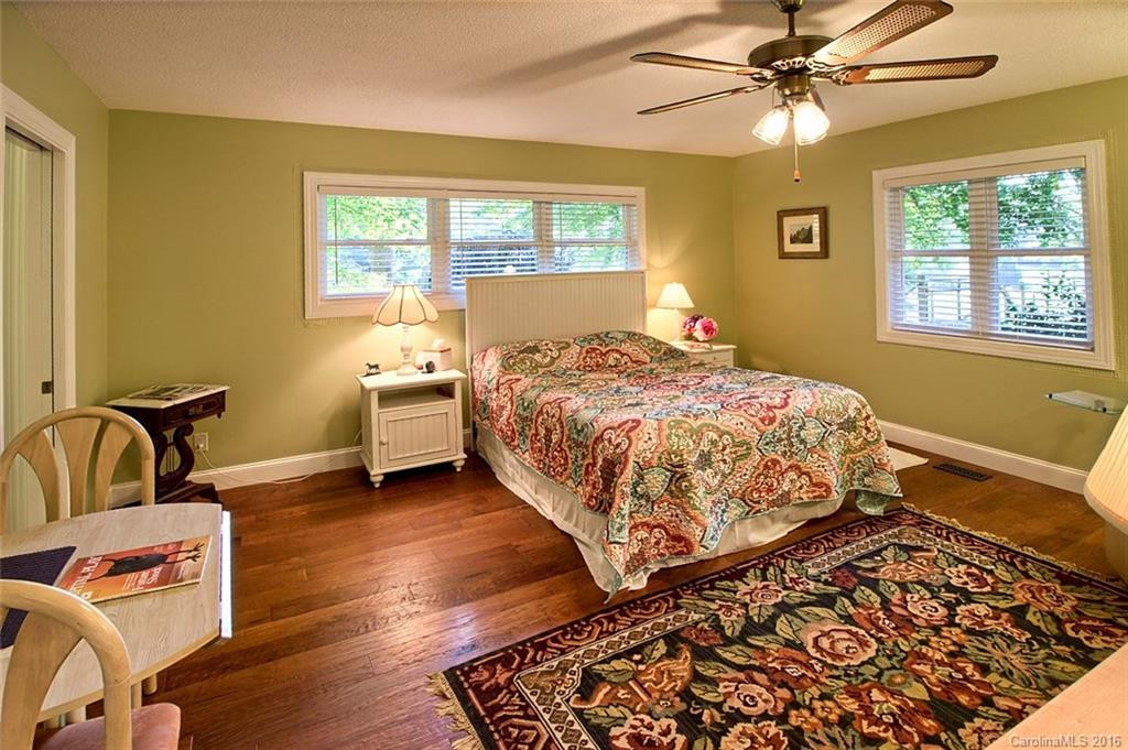 3860 Haywood Road - Photo 14
