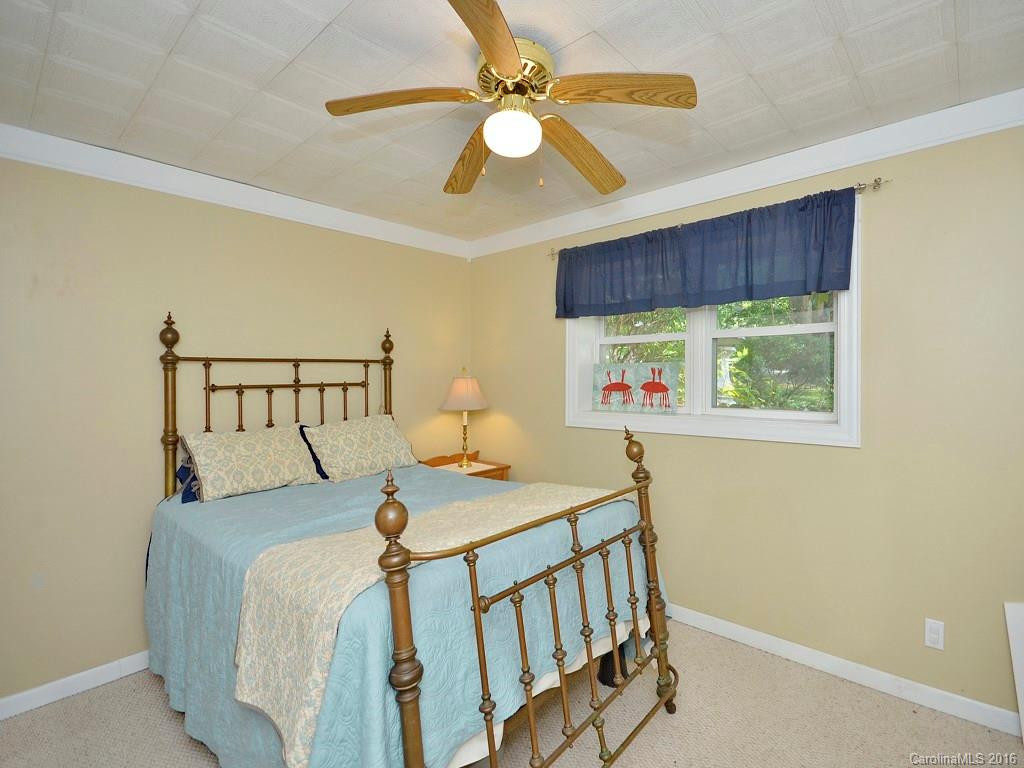 54 Meadow View Drive - Photo 11