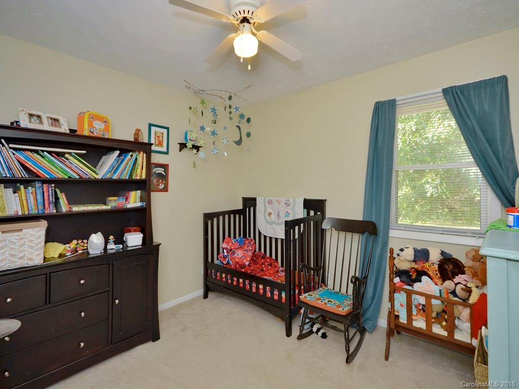 54 Meadow View Drive - Photo 7