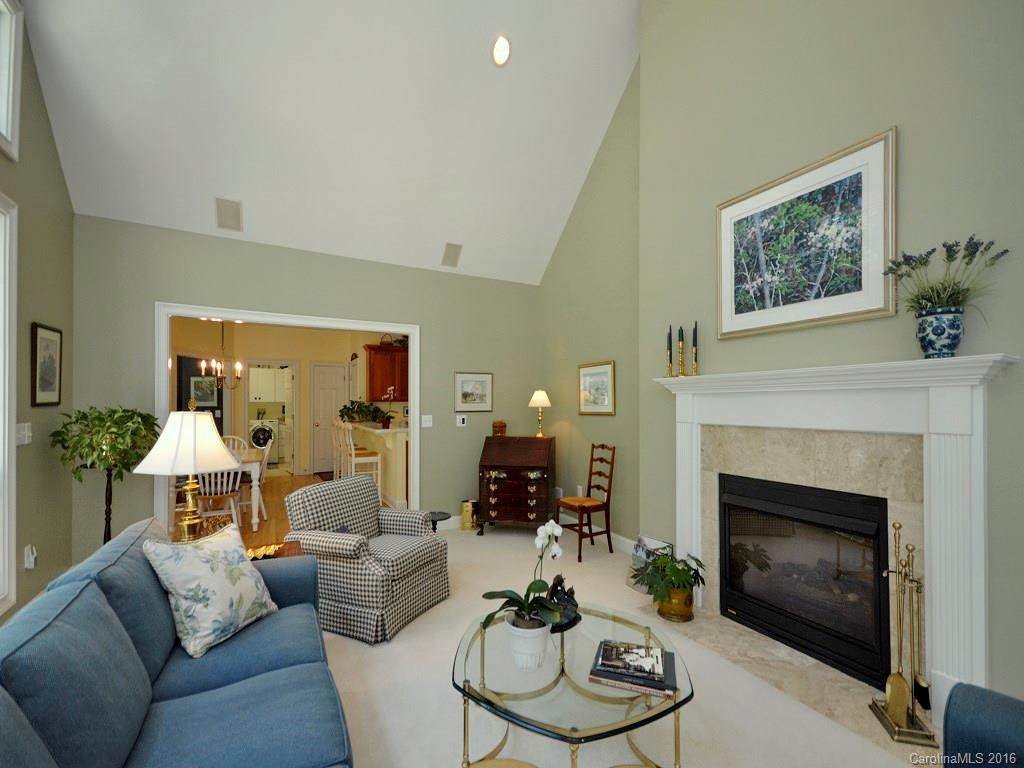 4 Yorkshire Way - Photo 3