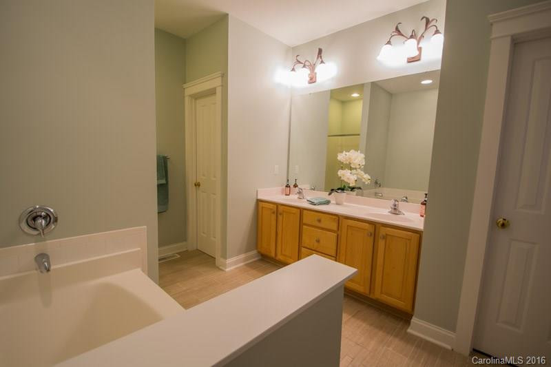 1338 Heathbrook Circle #18 - Photo 10