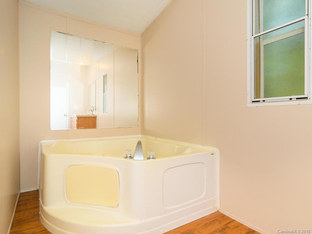 285 Youngs Cove Road - Photo 17