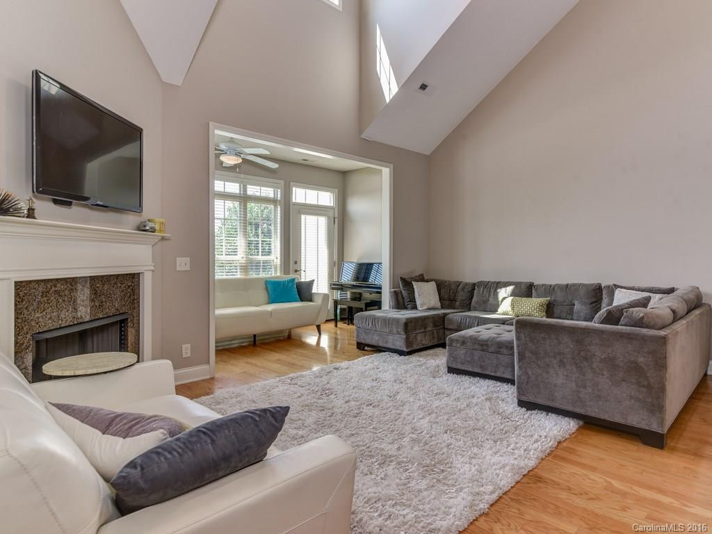 51 Florian Lane #51 - Photo 13