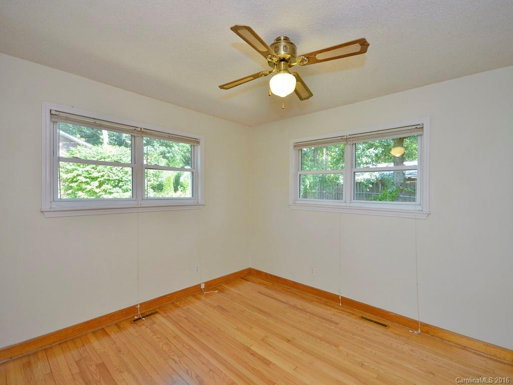 43 Azalea Road - Photo 8