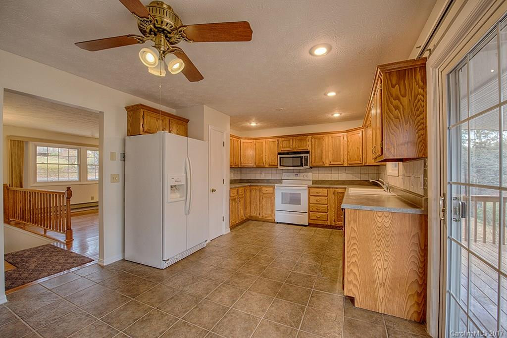 157 Jarvis Street - Photo 13
