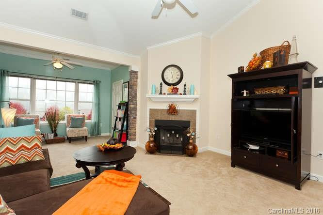 1000 Olde Eastwood Village None #305A - Photo 6