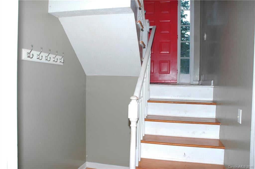 38 Ferenvilla Drive #13 - Photo 18