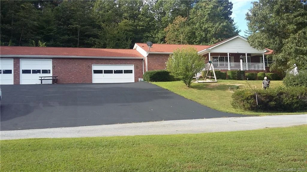 6 Wolf Creek Drive