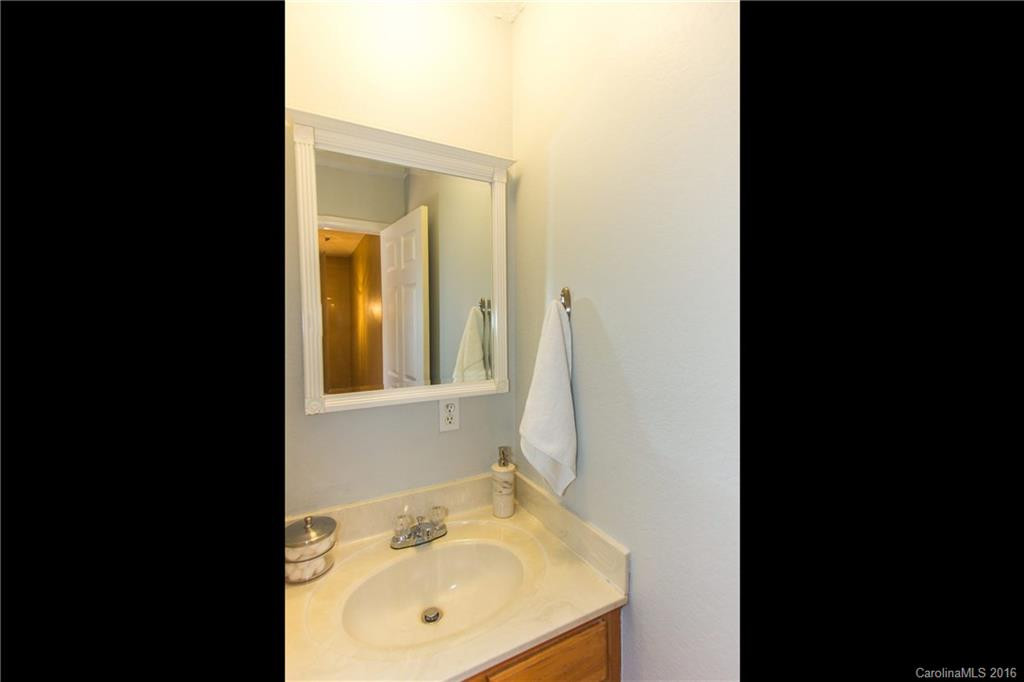 52 Hillcrest Circle - Photo 16