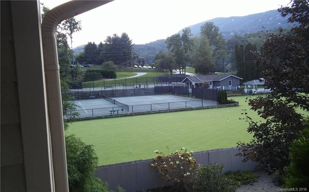 66 Country Club Drive #402 - Photo 3