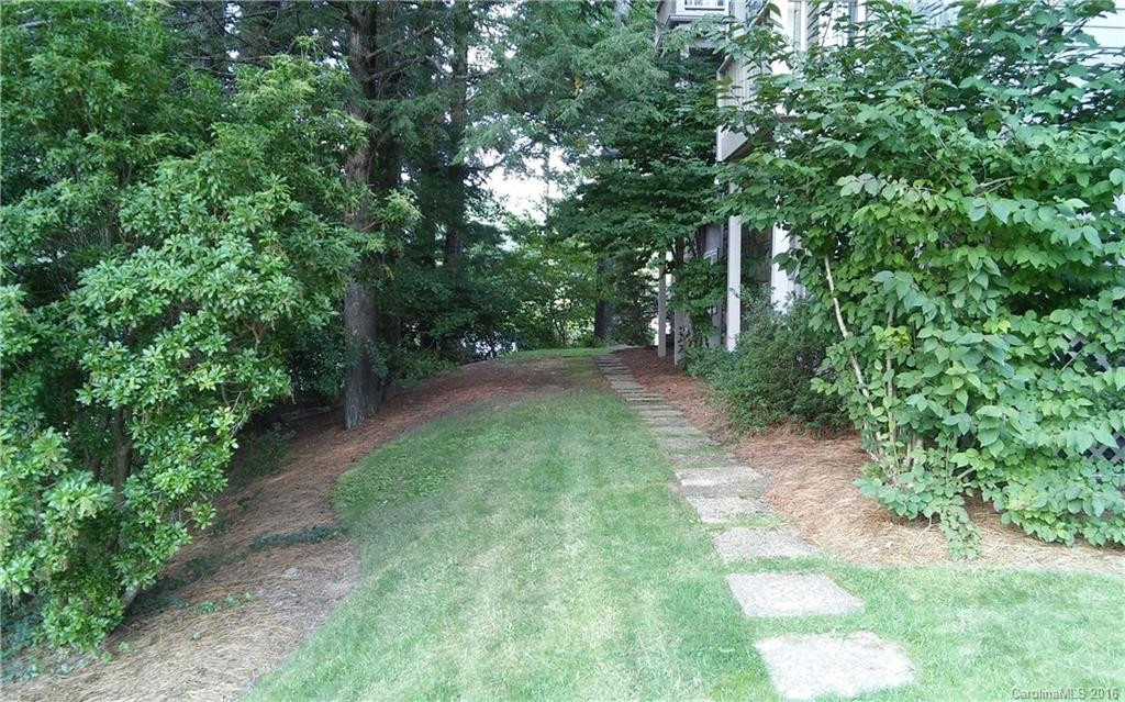 66 Country Club Drive #402 - Photo 4