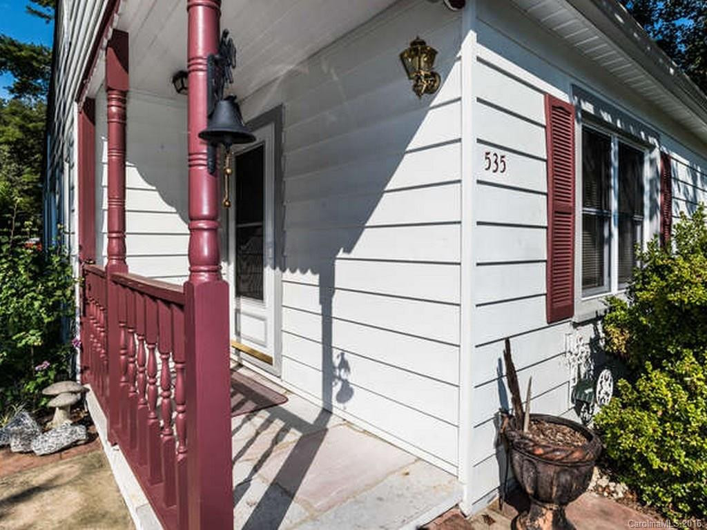 535 Broadway Street - Photo 2