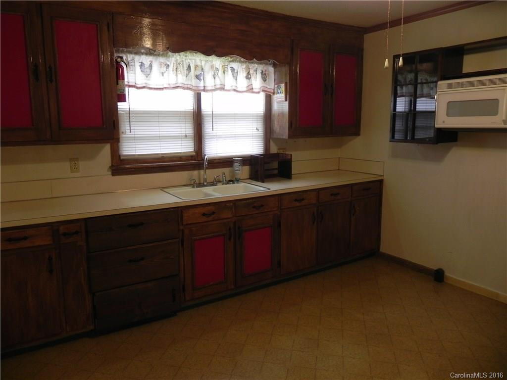 530 Sunshine Lake Road - Photo 5