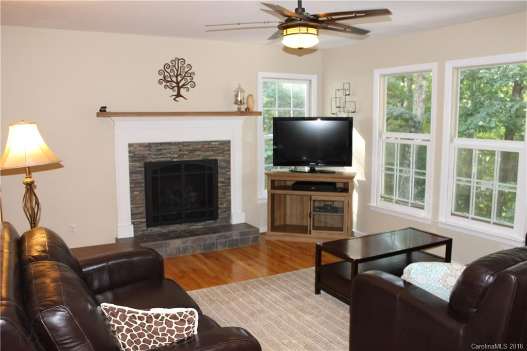 116 Boulder Way - Photo 2