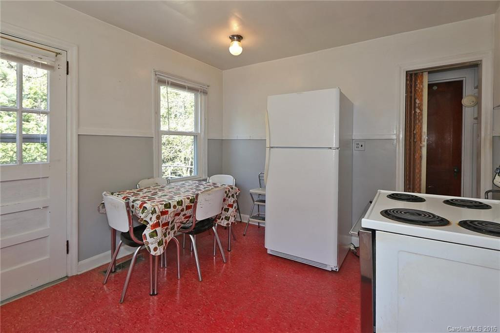 75 Fairfax Avenue - Photo 12