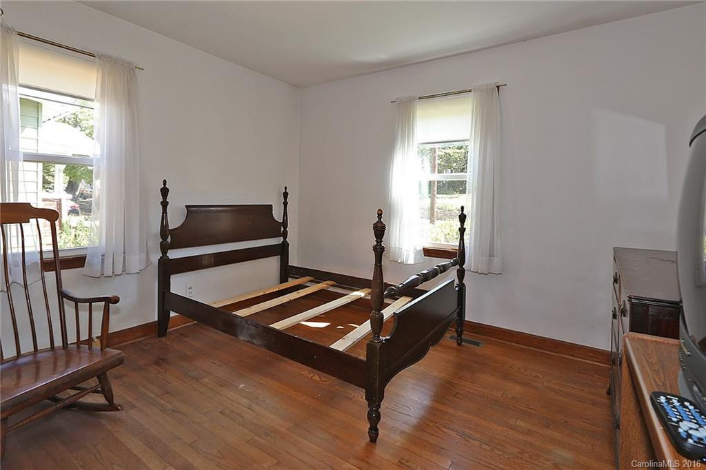 75 Fairfax Avenue - Photo 16