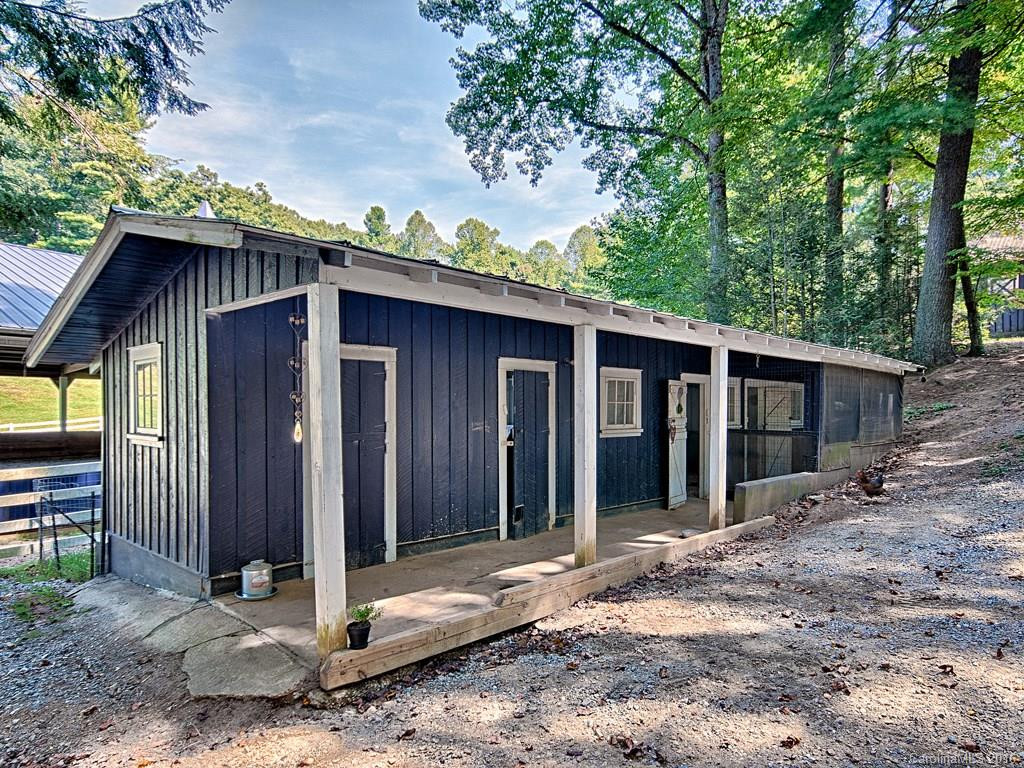 3241 Greenville Highway - Photo 19