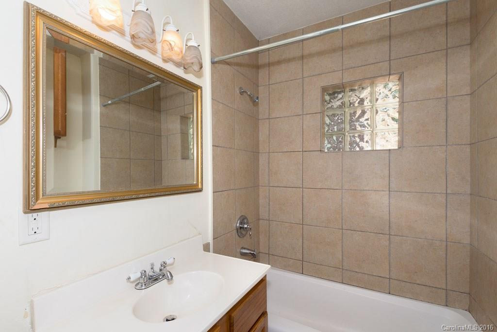 3 Irving Street - Photo 10