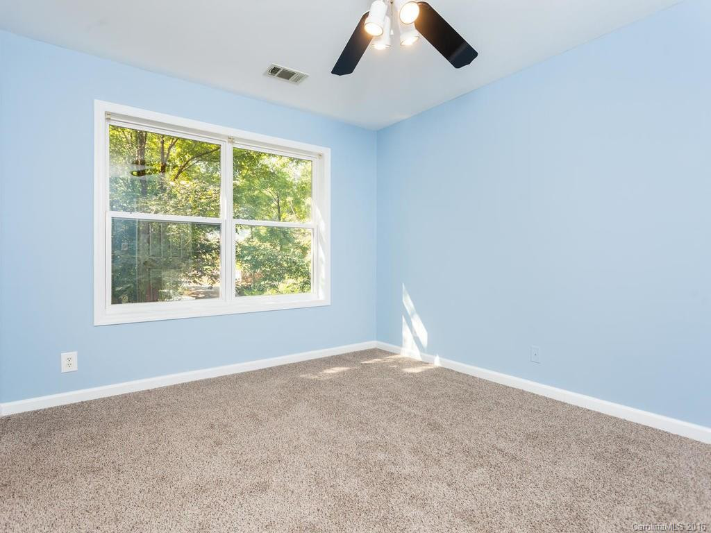 274 Clayton Avenue #D - Photo 11