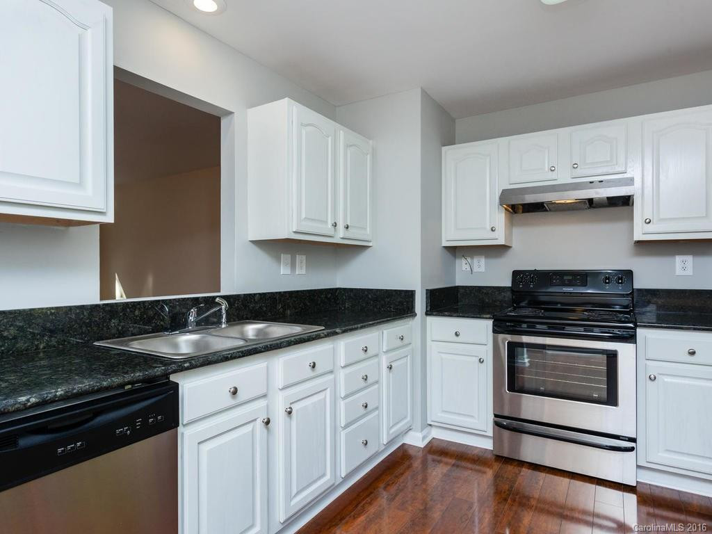 274 Clayton Avenue #D - Photo 8