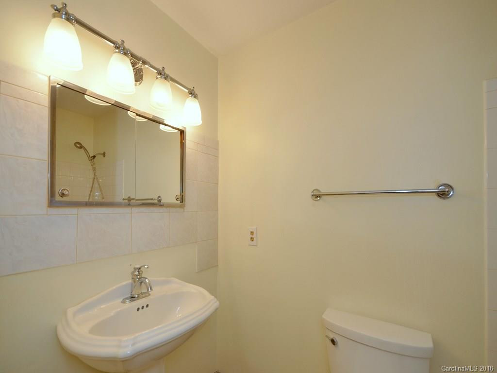 7 Hillview Circle - Photo 15
