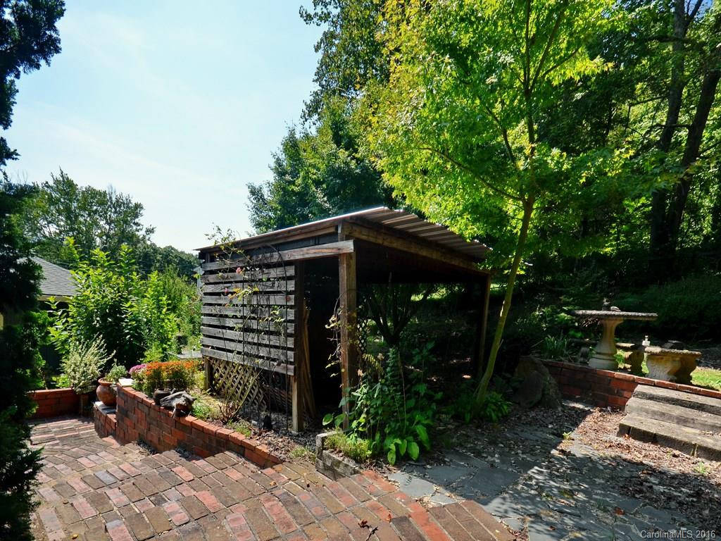 7 Hillview Circle - Photo 16
