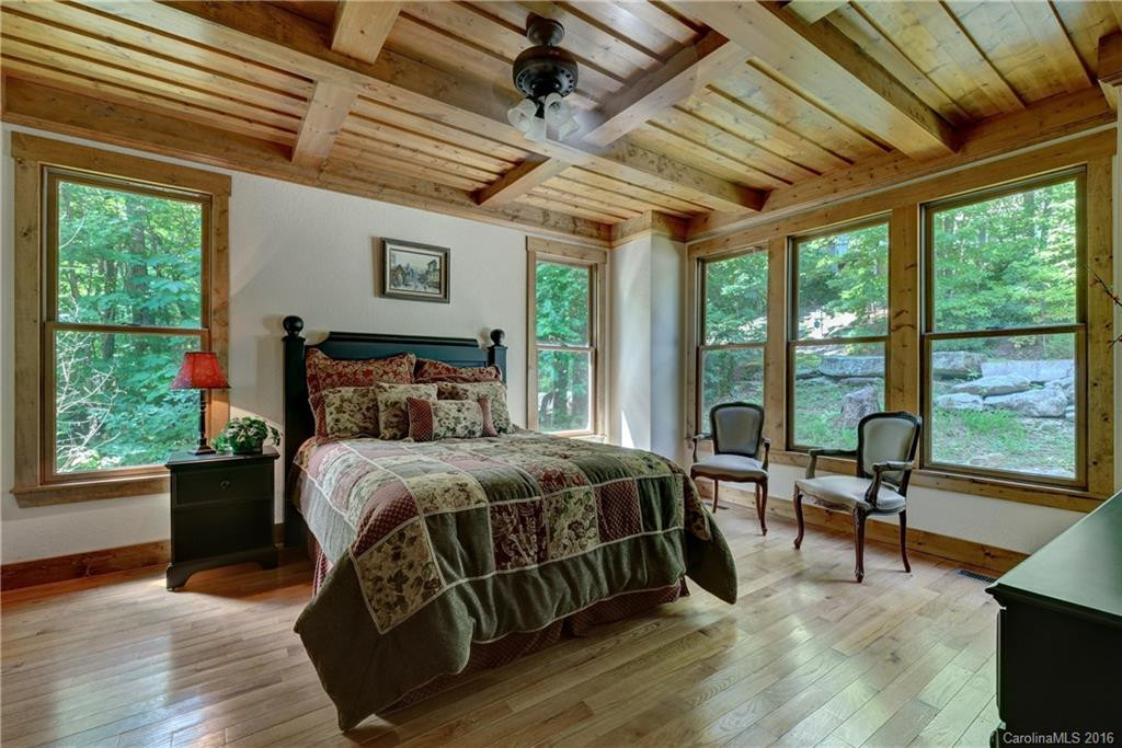 161 Kestrel Court - Photo 13