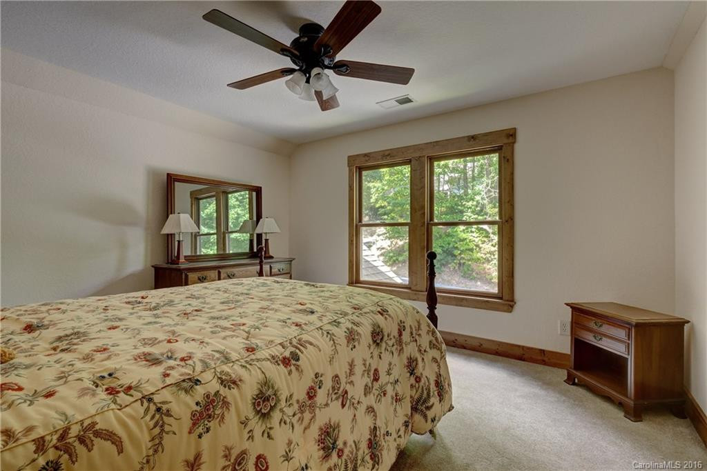 161 Kestrel Court - Photo 15