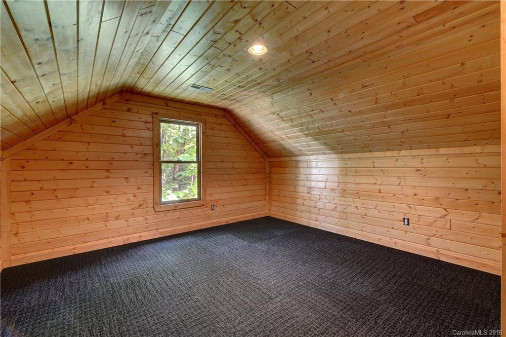 161 Kestrel Court - Photo 18