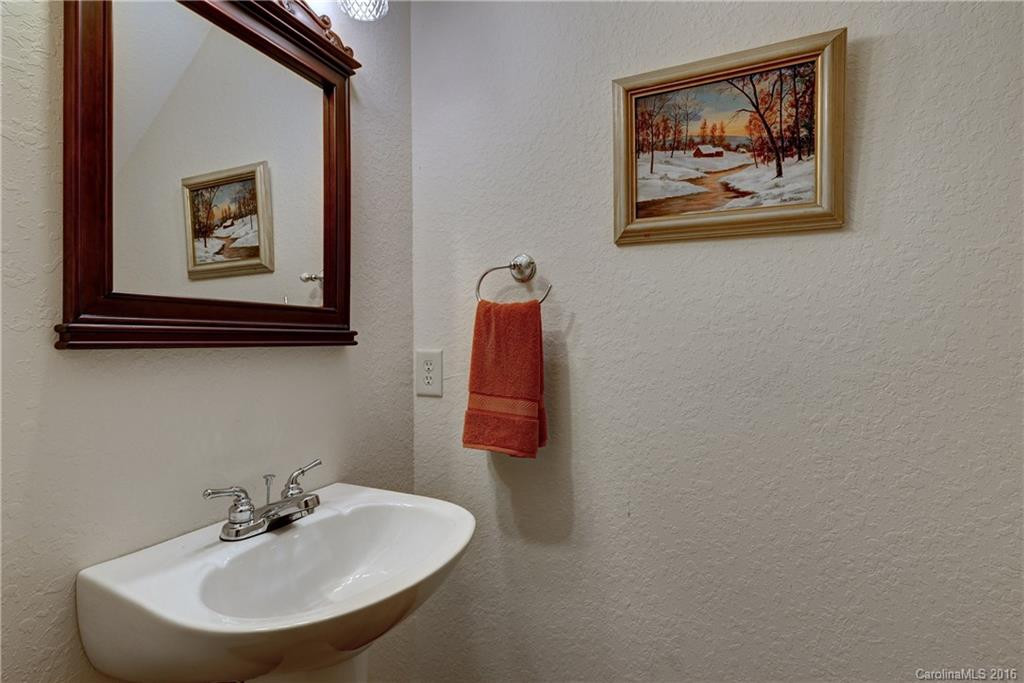 161 Kestrel Court - Photo 20