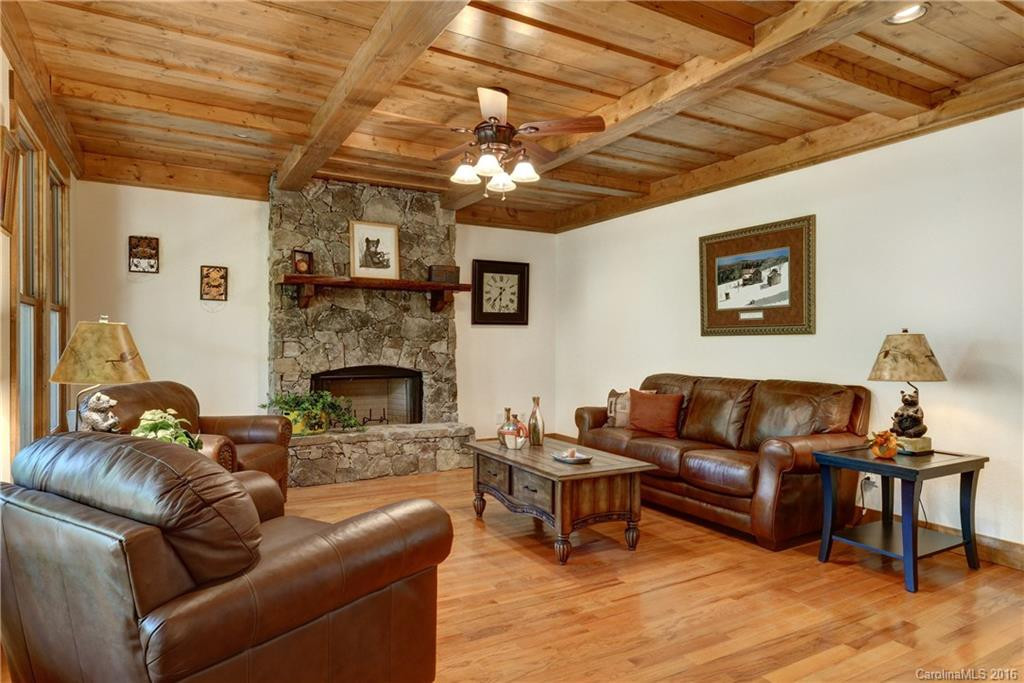 161 Kestrel Court - Photo 6