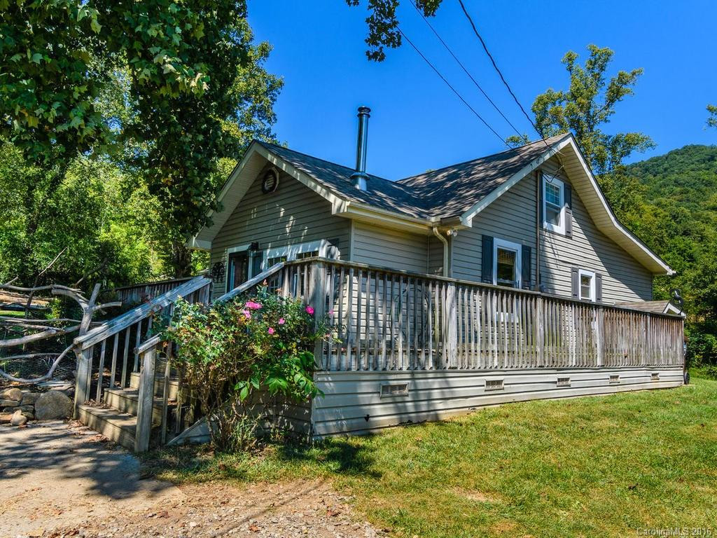 394 Curtis Creek Road - Photo 2