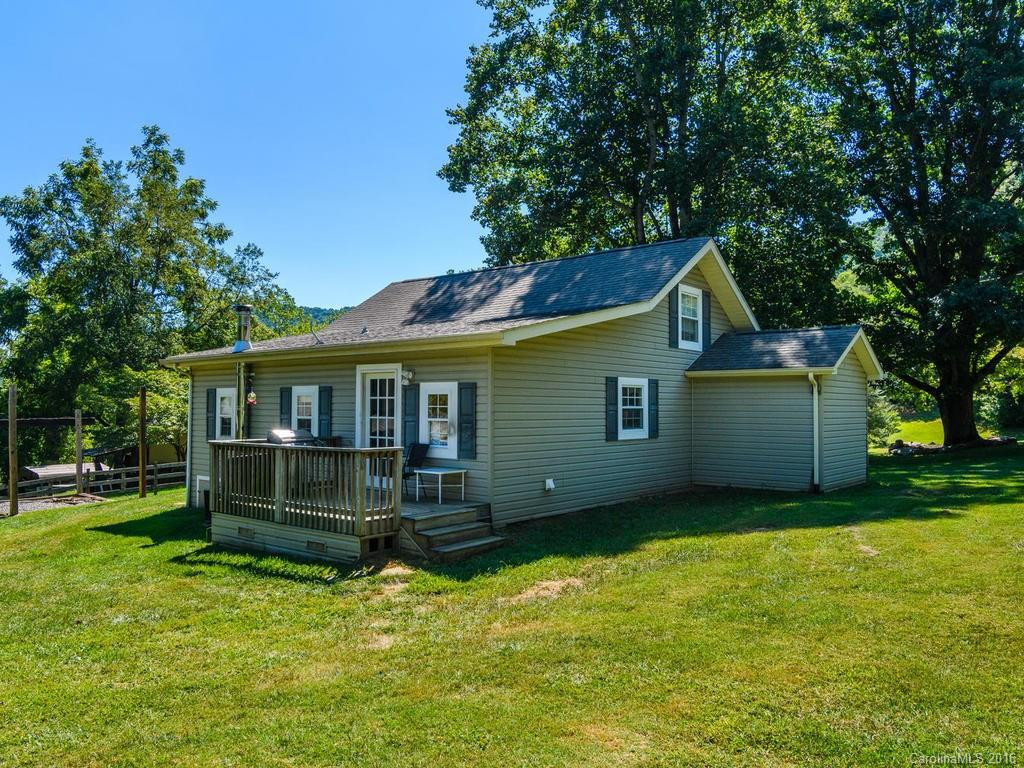 394 Curtis Creek Road - Photo 18