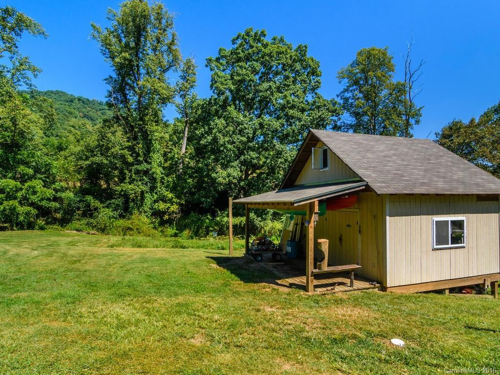 394 Curtis Creek Road - Photo 23