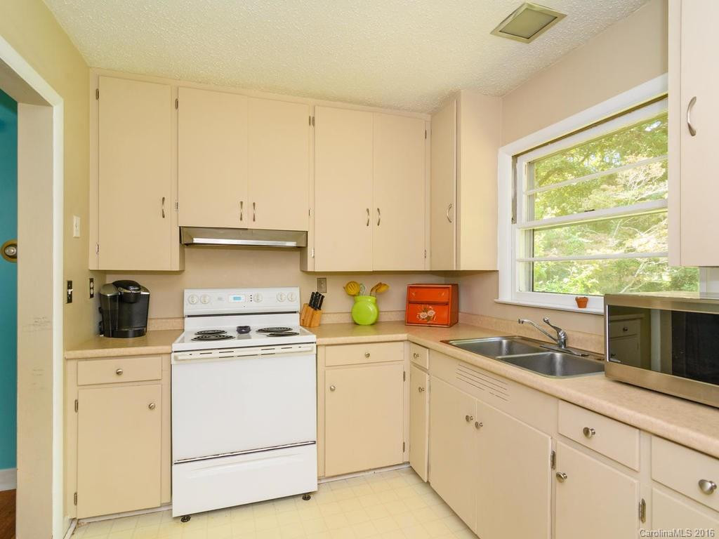 504 Brooklyn Avenue - Photo 11
