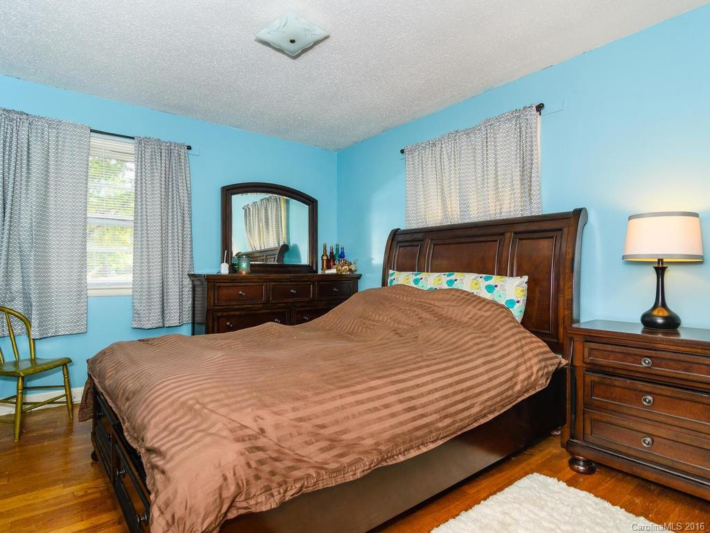 504 Brooklyn Avenue - Photo 17
