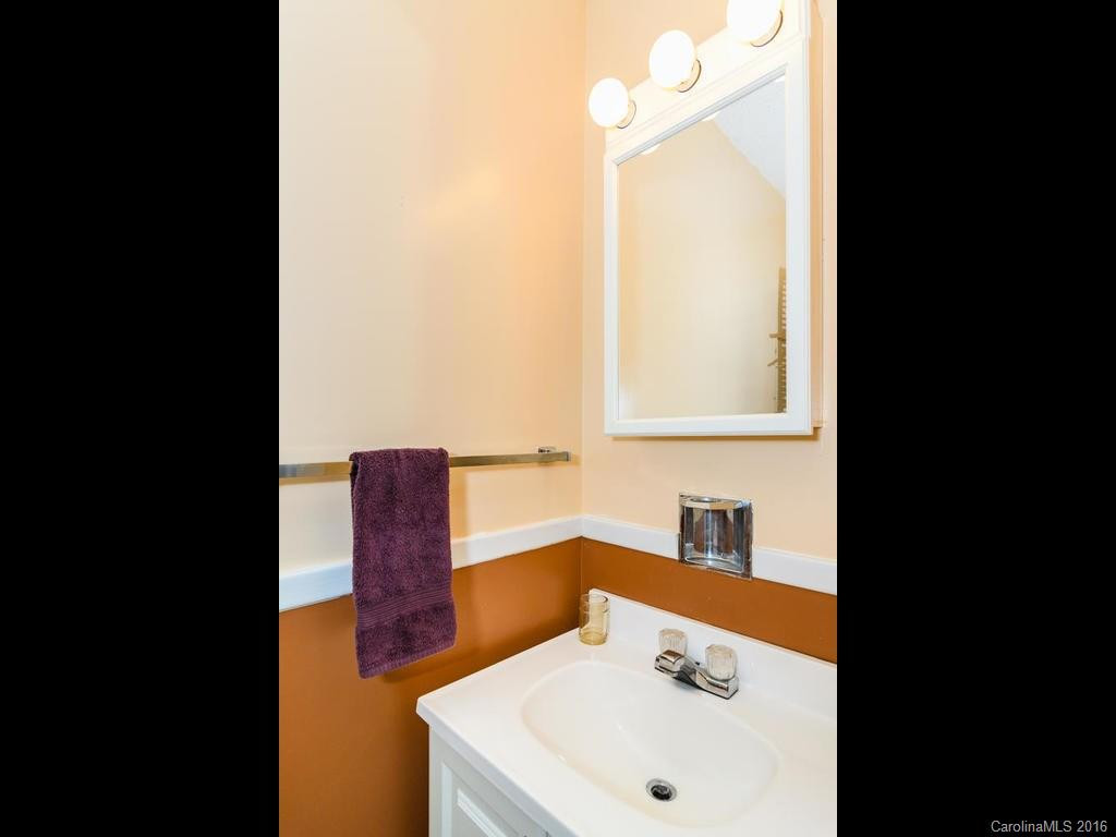 504 Brooklyn Avenue - Photo 20