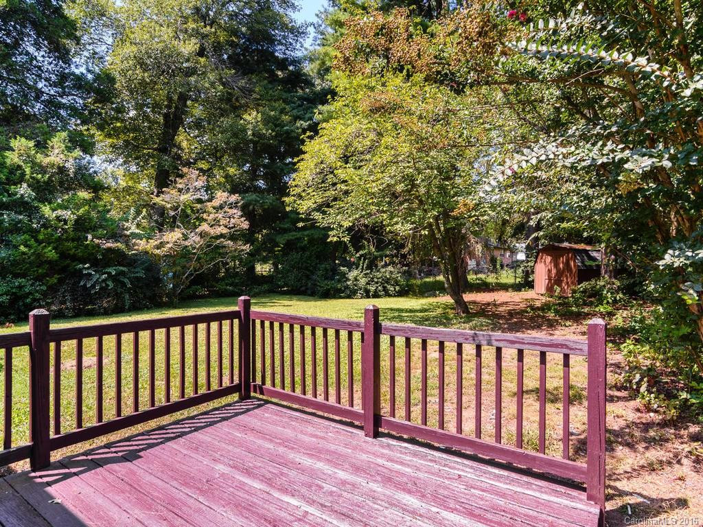 504 Brooklyn Avenue - Photo 24