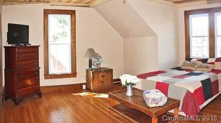 17 Hampton Heights - Photo 14