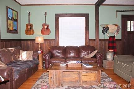 17 Hampton Heights - Photo 3