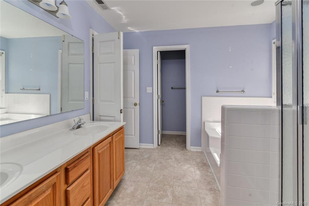 514 Windsor Forest Court - Photo 14