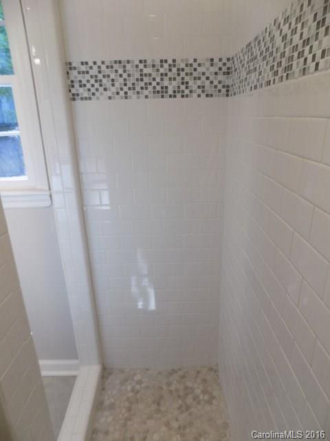 121 Rose Park Drive - Photo 19