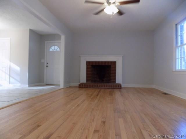 121 Rose Park Drive - Photo 3