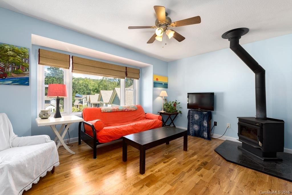 141 Shelburne Road #B - Photo 5