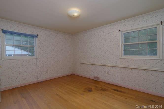 309 View Street - Photo 7