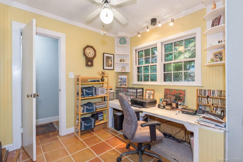 37 Plymouth Circle - Photo 12