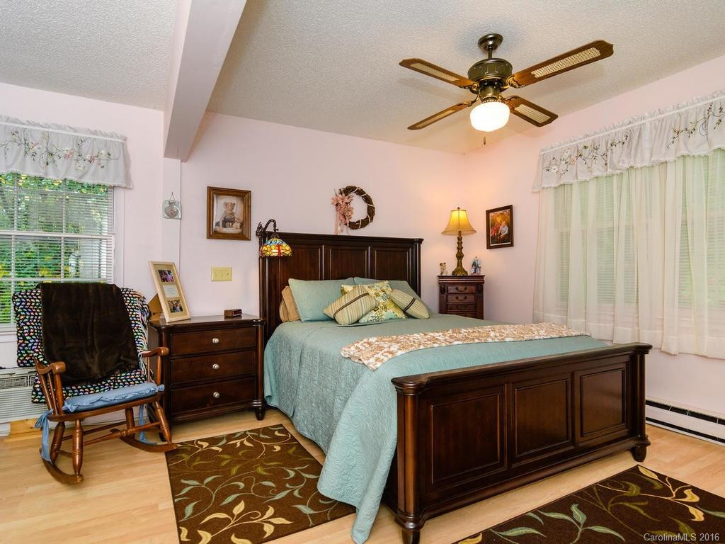 375 Presnell Hollow Road - Photo 13