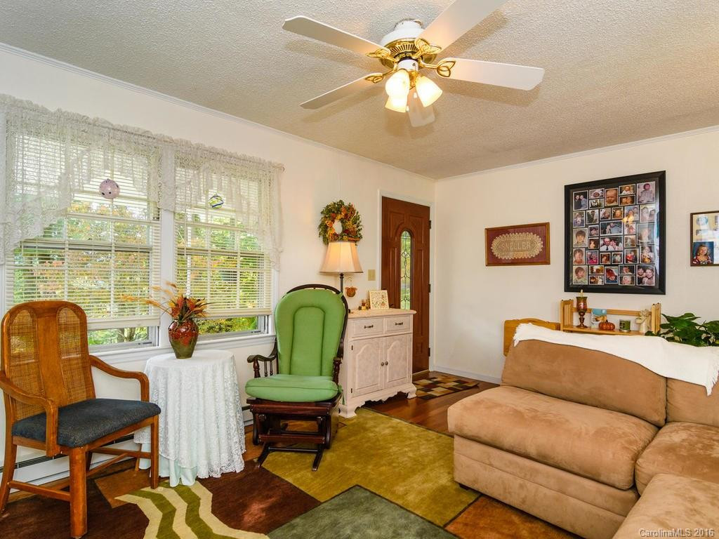375 Presnell Hollow Road - Photo 5