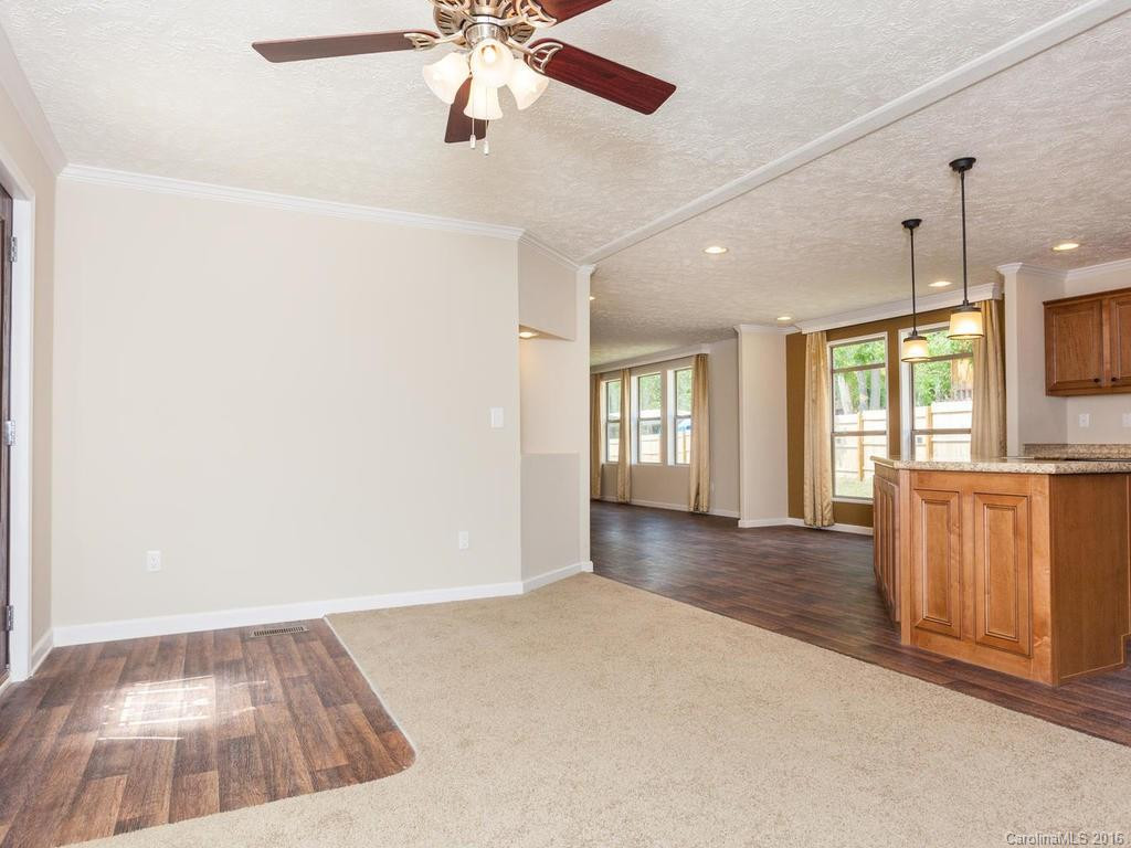 528 New Haw Creek Road - Photo 14